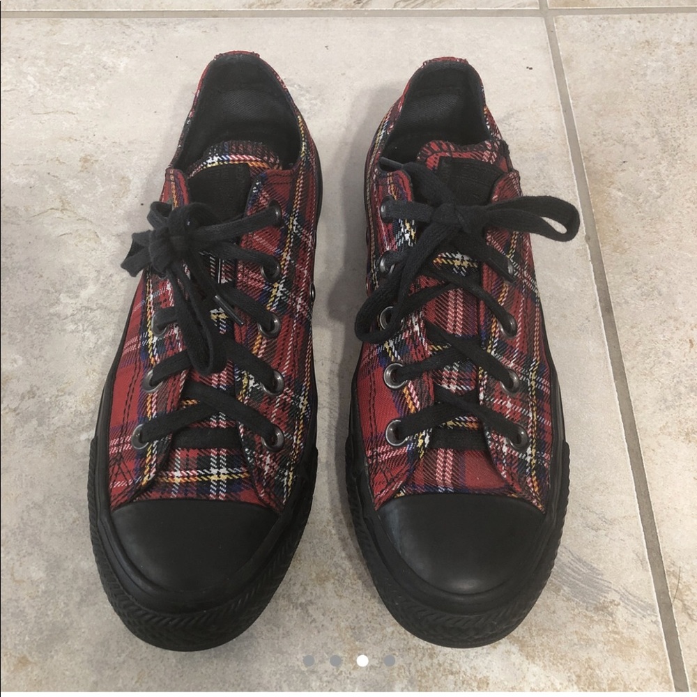 Converse Low Top Red Black Plaid Canvas unisex